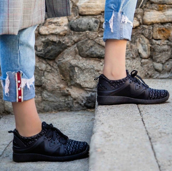 Qupid Knit Lace up Black sneakers - Picture 9 of 9